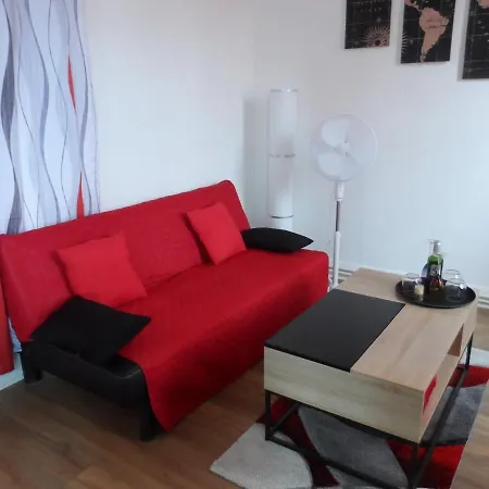 Joli Petit Au Coeur Du Pays Bourbonnais Apartment Montlucon